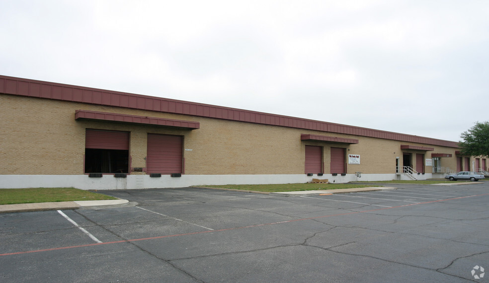901-941 Avenue N, Grand Prairie, TX à louer - Autre – Image 2 sur 5