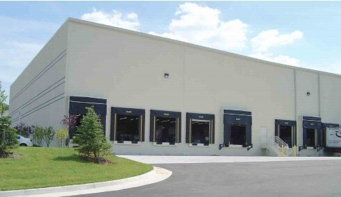 22713 Commerce Center Ct, Sterling, VA à louer - Photo de l’immeuble – Image 3 sur 8