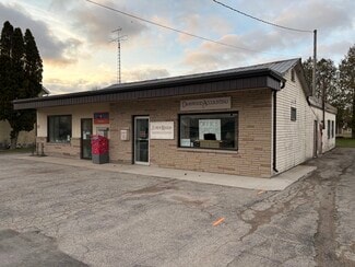Plus de détails pour 126 Main St E, Dashwood, ON - Bureau à vendre