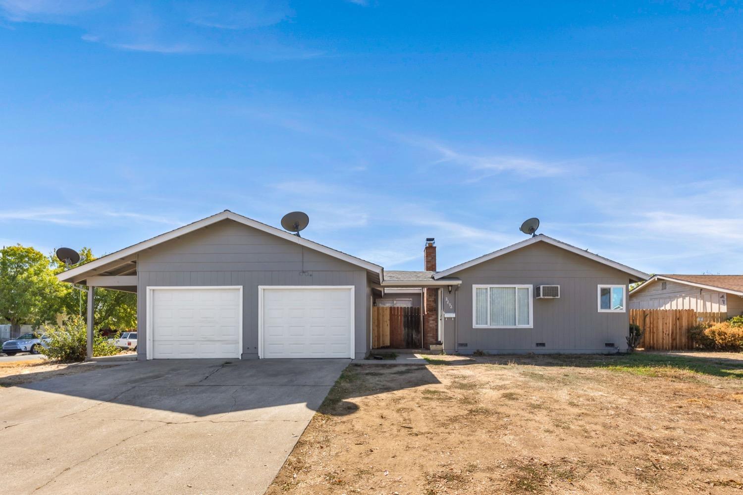 7656 23rd St, Sacramento, CA à vendre Photo principale– Image 1 sur 32