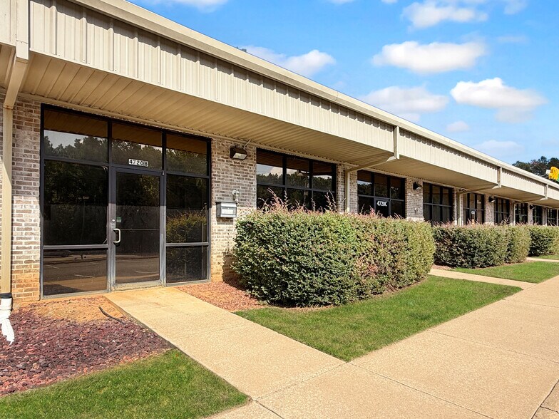 4720 University Blvd E, Tuscaloosa, AL à louer - Photo de l’immeuble – Image 2 sur 14