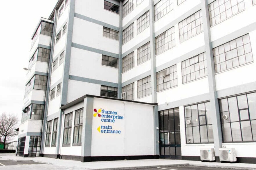 Princess Margaret Rd, Tilbury à louer - Photo de l’immeuble – Image 3 sur 21