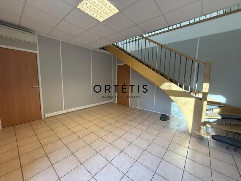 36 Rue De Marclan, Muret à louer - Photo intérieure – Image 2 sur 12