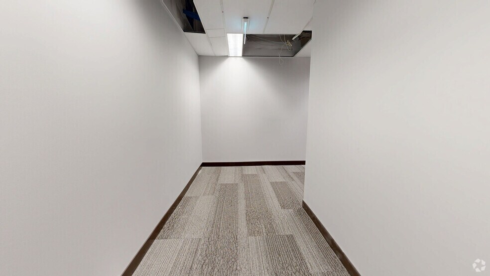 2233 Argentia Rd, Mississauga, ON à louer - Numérisation 3D Matterport – Image 2 sur 29