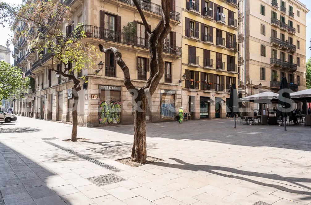Bureaux/Local commercial dans Barcelone, Barcelona à louer Photo intérieure– Image 1 sur 7