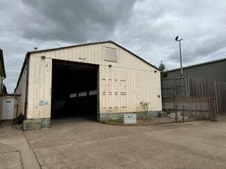 Plus de détails pour Ministry Rd, Thatcham - Industriel/Logistique à louer