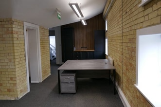 Unit L2B & T, The Maltings, Station Road, Sawbridgeworth à louer Photo intérieure– Image 2 sur 3