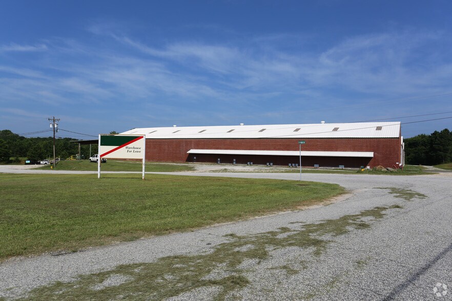 115 Commerce Cir E, Greenwood, SC à vendre - Photo de l’immeuble – Image 3 sur 14