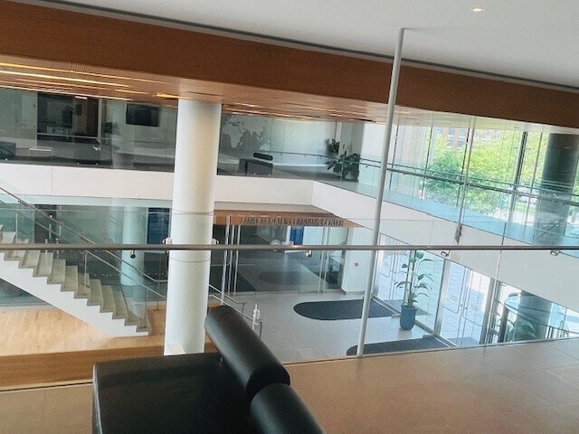 701 N Fairfax St, Alexandria, VA à louer - Photo de l’immeuble – Image 3 sur 24