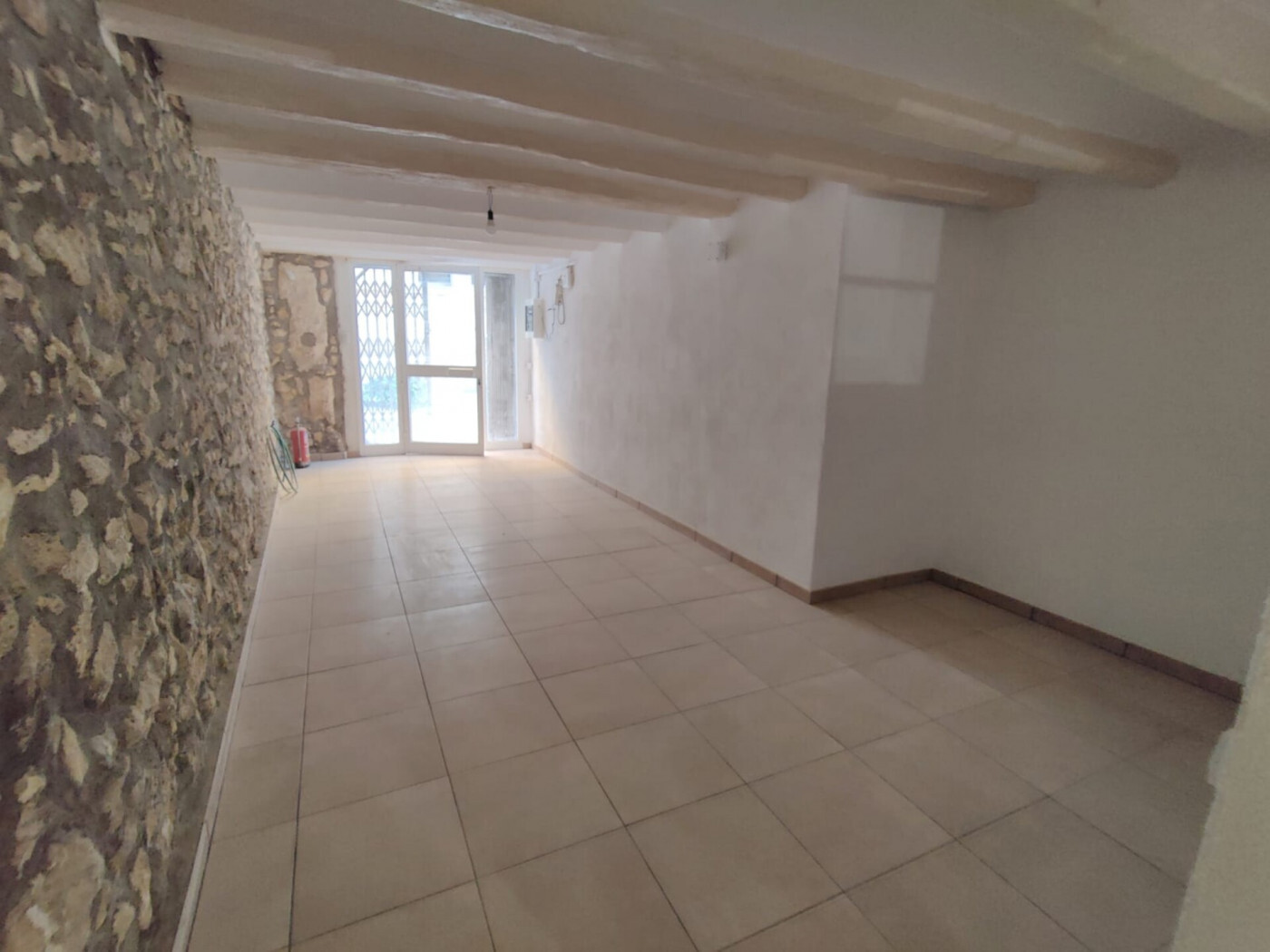 Local commercial dans Vilafranca del Penedès, Barcelona à louer Plan d’étage– Image 1 sur 7