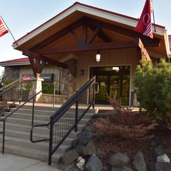 1095 SE Bishop Blvd, Pullman, WA à vendre - Photo de l’immeuble – Image 2 sur 5