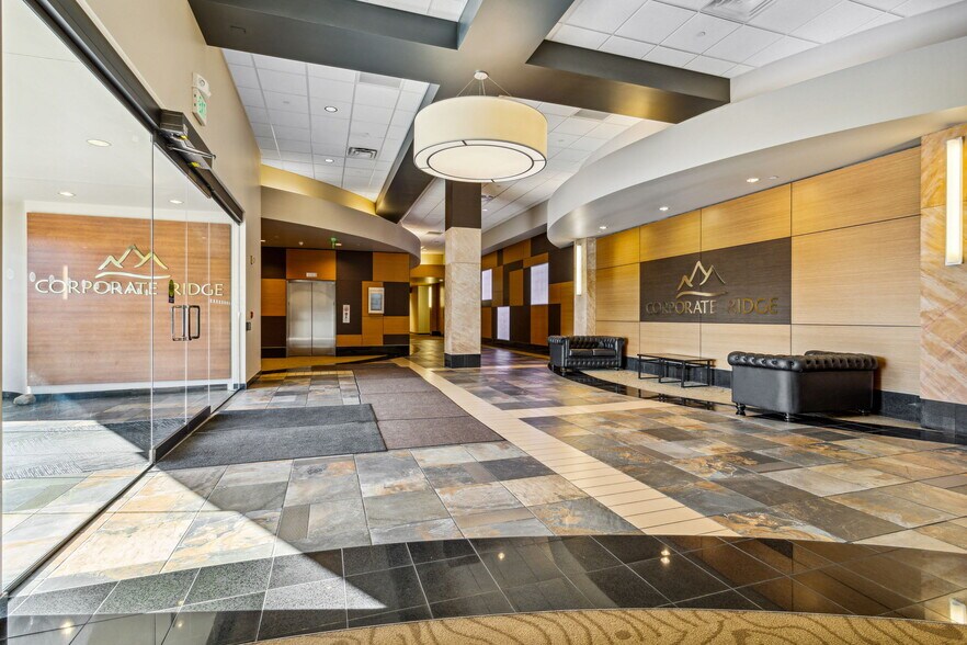 1575 Garden of the Gods Rd, Colorado Springs, CO à louer - Photo intérieure – Image 3 sur 27