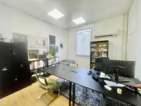 6 Rue De Valmy, Montreuil à louer Photo intérieure– Image 2 sur 3