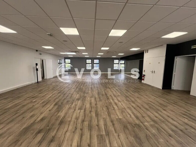 61 Rue Du Marché Rollay, Champigny-sur-Marne à louer - Photo de l’immeuble – Image 3 sur 13