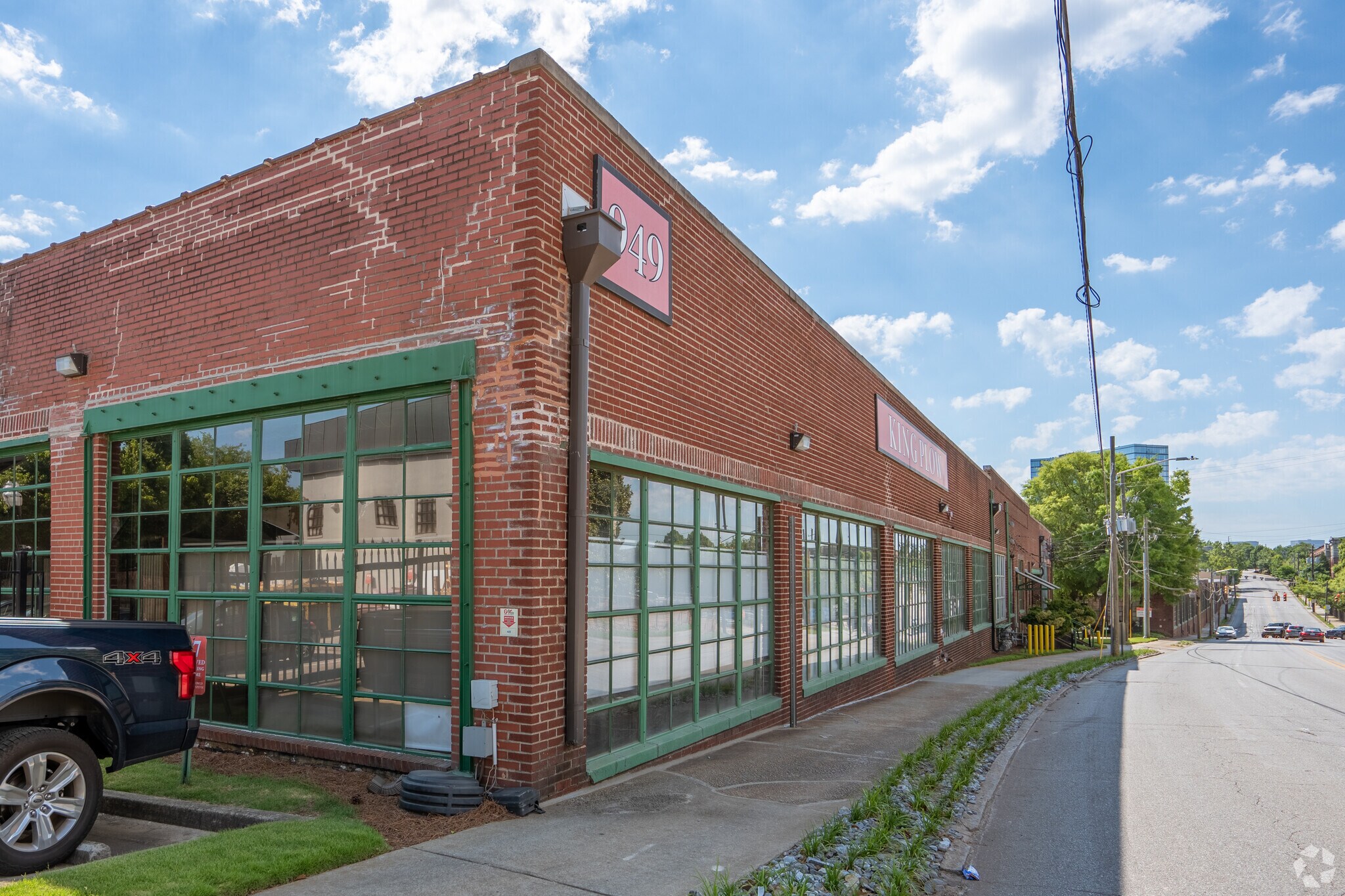 949 W Marietta St NW, Atlanta, GA à louer Photo de l’immeuble– Image 1 sur 9