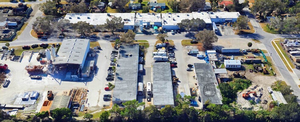 4400 S 8th Ave, Saint Petersburg, FL à louer - Photo de l’immeuble – Image 2 sur 5