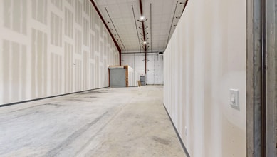 8 Leecon Ct, Southampton, NY à louer Numérisation 3D Matterport– Image 1 sur 2