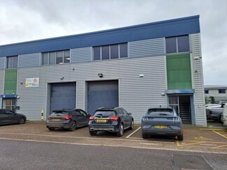 Plus de détails pour Tewin Rd, Welwyn Garden City - Industriel/Logistique à louer