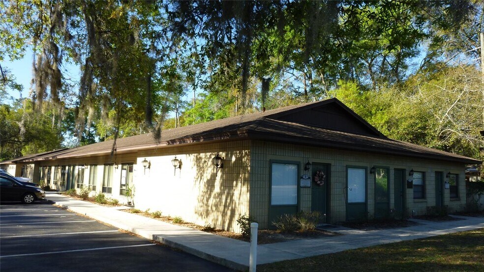 4509 NW 23rd Ave, Gainesville, FL à louer - Photo de l’immeuble – Image 2 sur 5