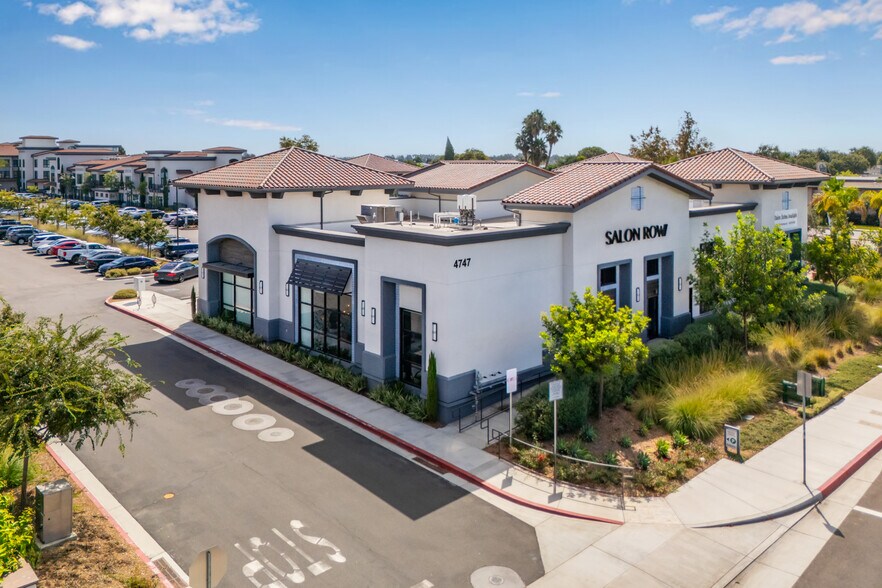 4755 Katella Ave, Cypress, CA à vendre - Photo de l’immeuble – Image 3 sur 6