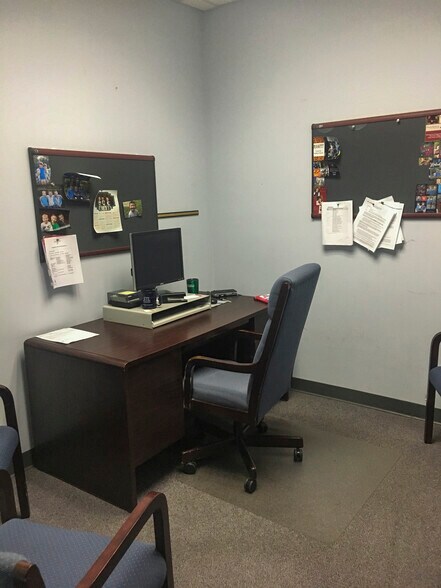 2846 Industrial Plaza Dr, Tallahassee, FL à louer - Photo de l’immeuble – Image 3 sur 12