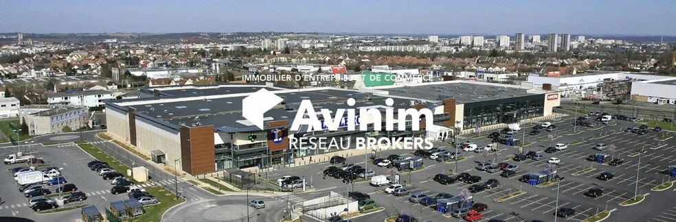 Local commercial dans Mareuil-lès-Meaux à louer - Photo de l’immeuble – Image 2 sur 8