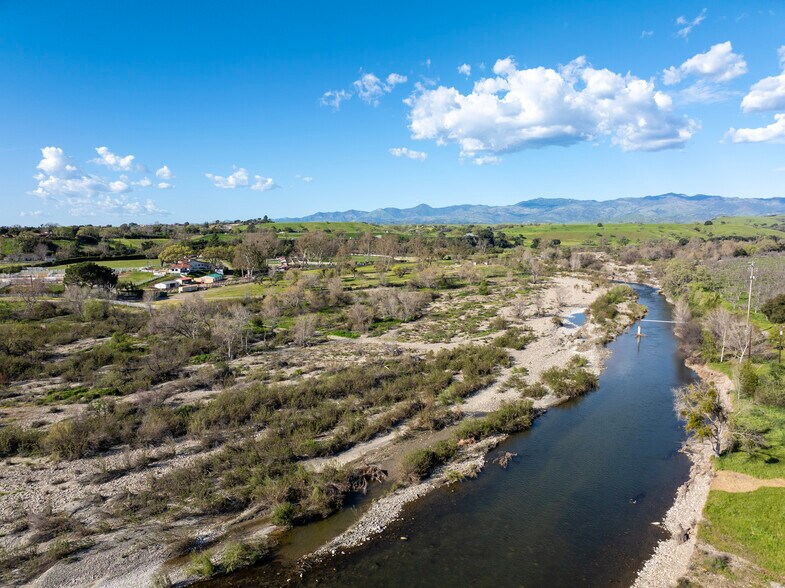 120 Meadowlark Rd, Santa Ynez, CA à vendre - Aérien – Image 3 sur 27