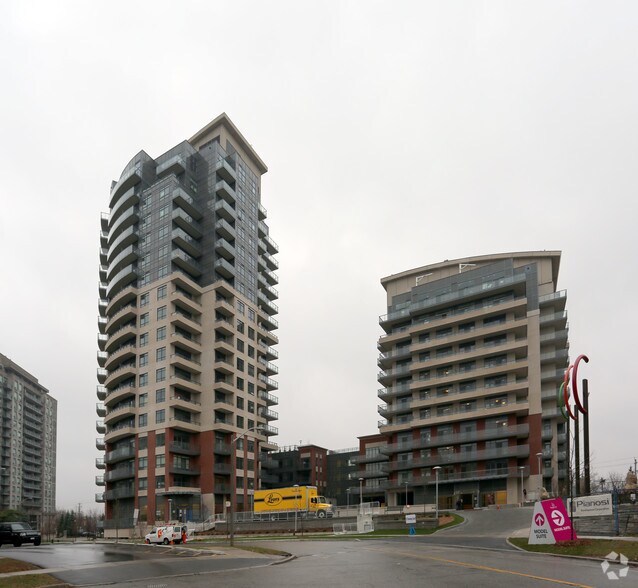 25 Fontenay Ct, Toronto, ON à louer - Photo principale – Image 1 sur 5