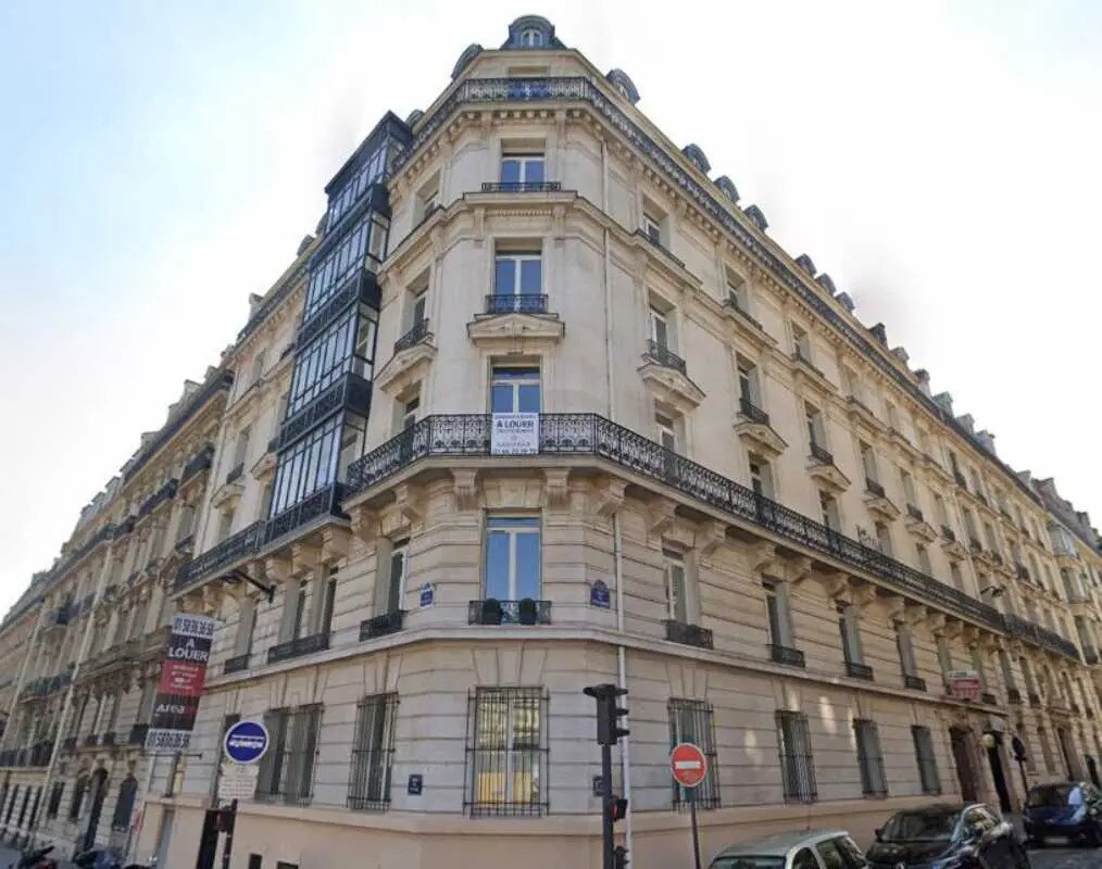 1-3 Rue De Stockholm, Paris à louer Photo de l’immeuble– Image 1 sur 24