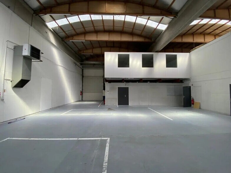 Bureau dans Dardilly à louer - Photo intérieure – Image 3 sur 8