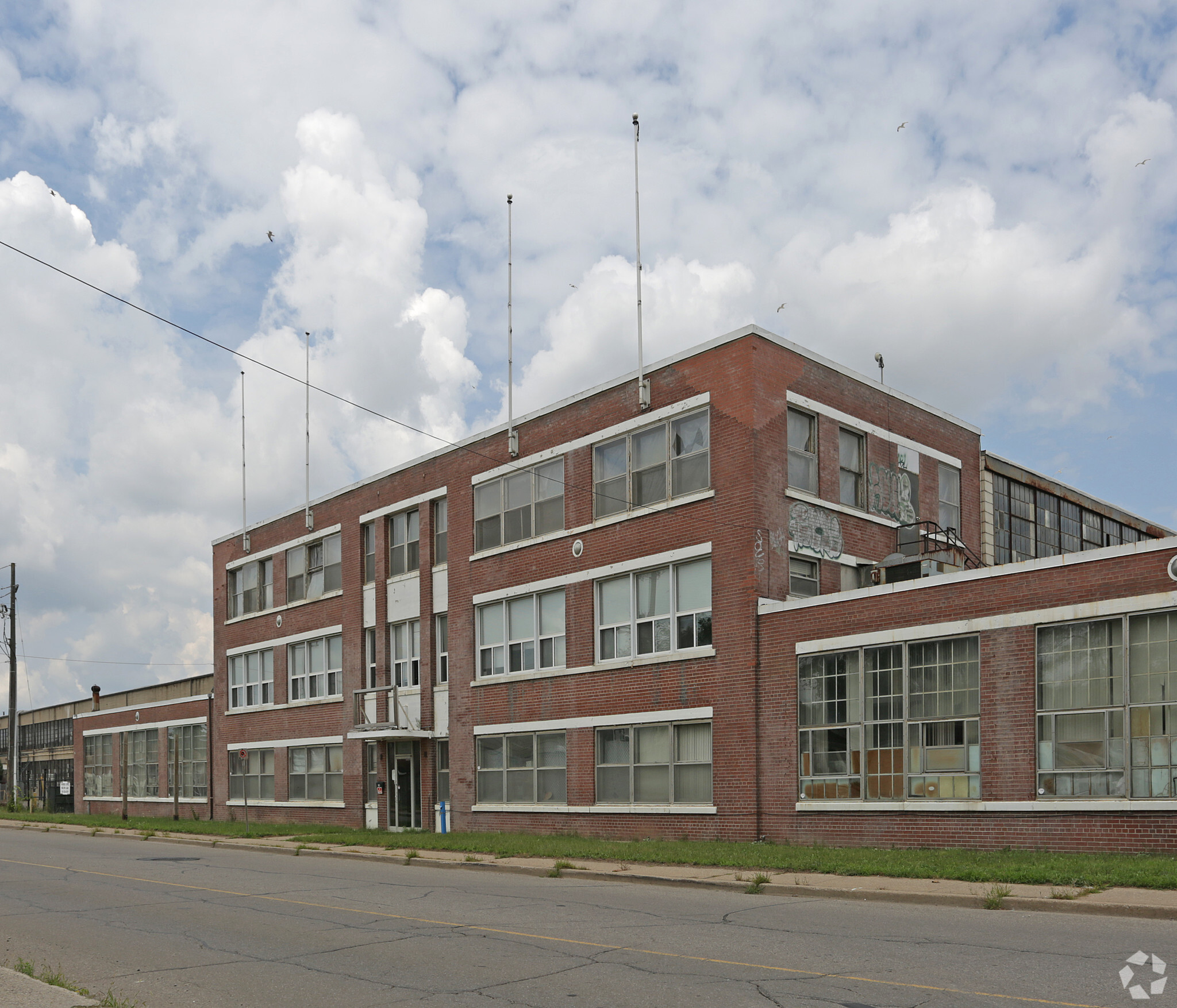 148 Mohawk St, Brantford, ON à louer Photo principale– Image 1 sur 3