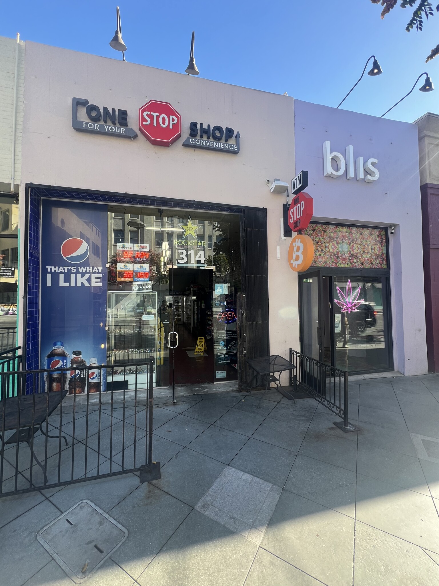 312 Santa Monica Blvd, Santa Monica, CA à louer Photo de l’immeuble– Image 1 sur 4