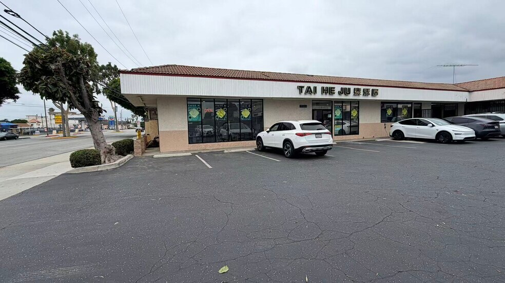 10329-10351 Garvey Ave, El Monte, CA à vendre - Photo de l’immeuble – Image 2 sur 14