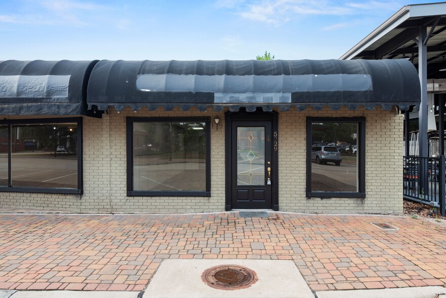 5725-5729 2nd St, Katy, TX à louer - Photo de l’immeuble – Image 3 sur 32