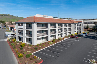Plus de détails pour 1000 Admiral Callaghan Ln, Vallejo, CA - Hôtellerie à vendre