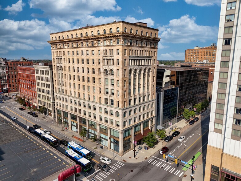 140 E Main St, Rochester, NY à vendre - Photo de l’immeuble – Image 2 sur 32