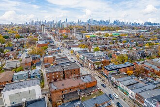 1195 Bloor St W, Toronto, ON - VUE AÉRIENNE  vue de carte