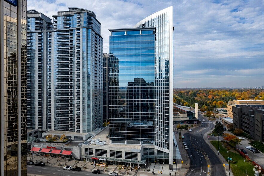 5000 Yonge St, Toronto, ON à louer - Photo de l’immeuble – Image 2 sur 6