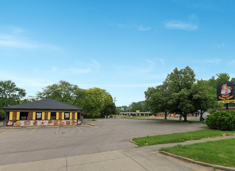 6020 Old Troy Pike, Dayton, OH à vendre - Photo de l’immeuble – Image 2 sur 2
