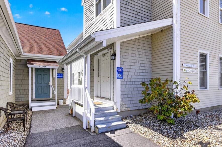 25 Country Club Rd, Gilford, NH à vendre - Photo de l’immeuble – Image 2 sur 36
