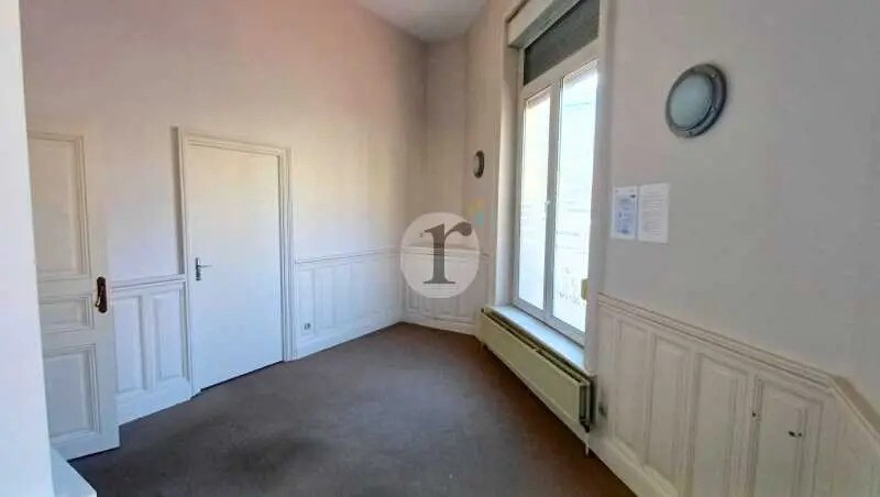Bureau dans Roubaix à louer Photo de l’immeuble– Image 1 sur 6