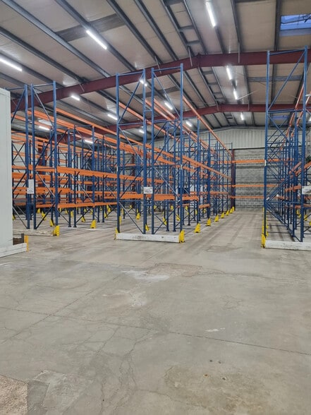 Industriel/Logistique dans Glos à vendre - Photo de l’immeuble – Image 1 sur 6