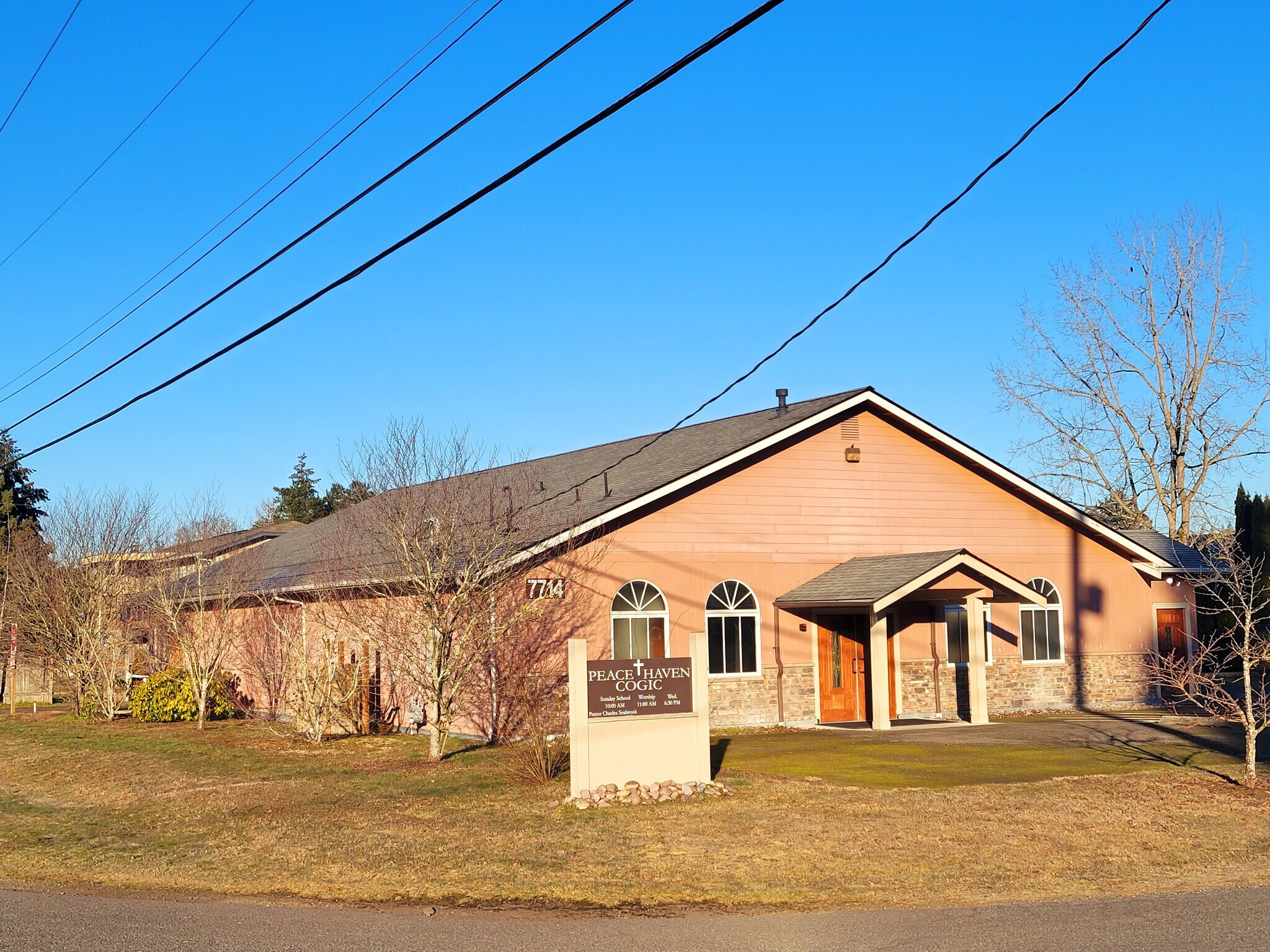 7714 Douglas St W, University Place, WA à vendre Photo principale– Image 1 sur 11