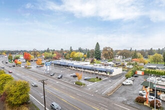 18105 SW Tualatin Valley Hwy, Aloha, OR - Vue aérienne  vue de carte