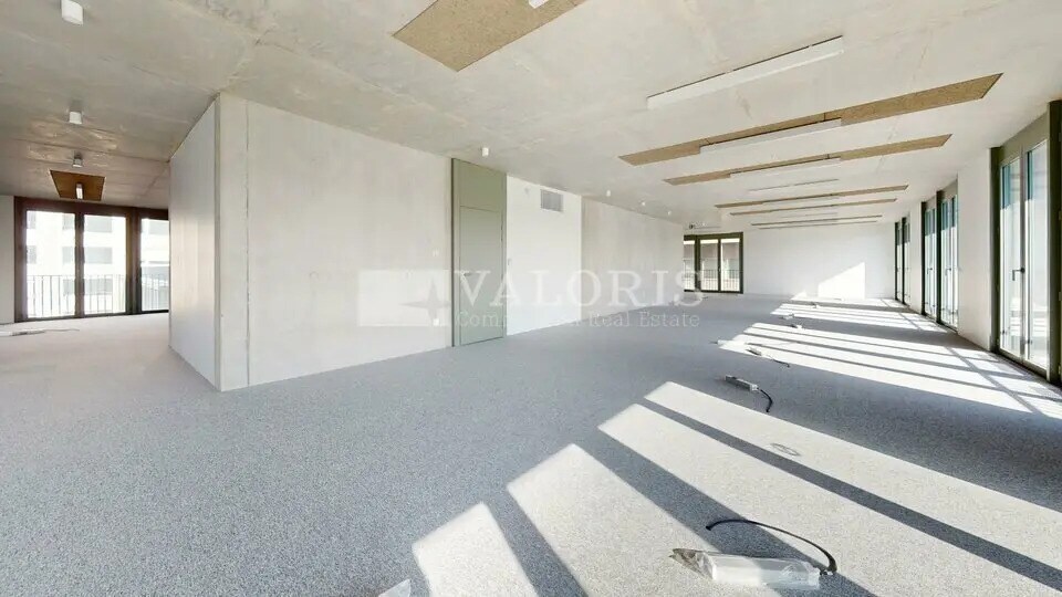 Bureau dans Lyon à louer - Photo de l’immeuble – Image 2 sur 12