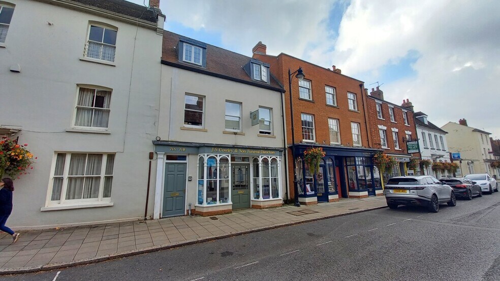 71-71B High St, Milton Keynes à vendre - Photo de l’immeuble – Image 1 sur 6