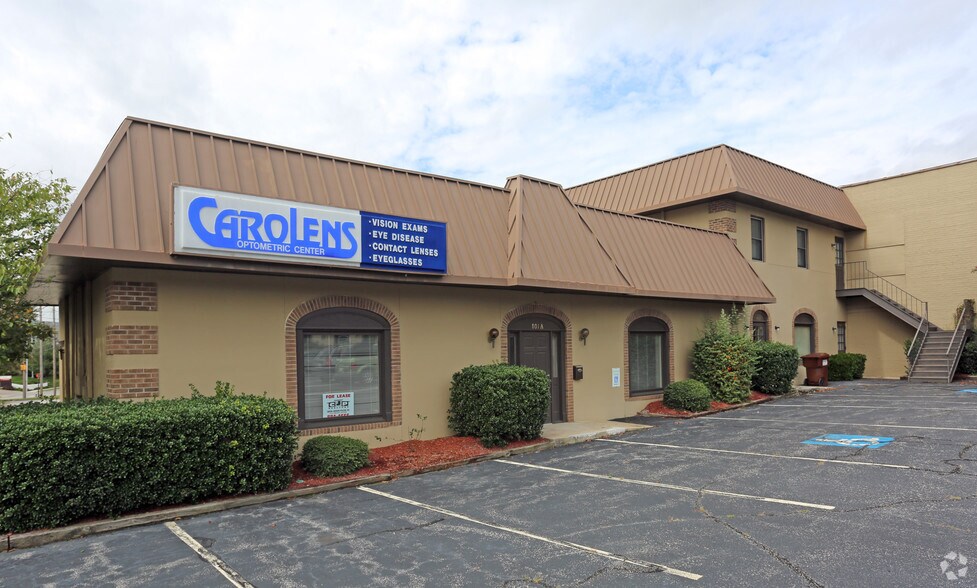 801 N Main St, High Point, NC à louer - Photo principale – Image 1 sur 6