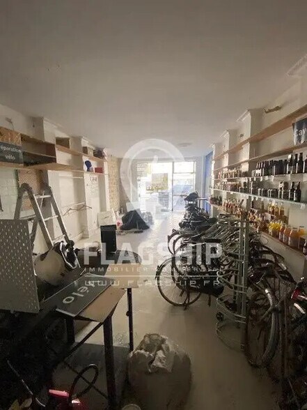 Local commercial dans Paris à louer - Photo de l’immeuble – Image 1 sur 9