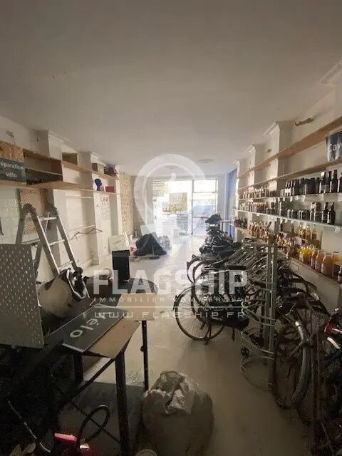 Plus de détails pour Local commercial à louer