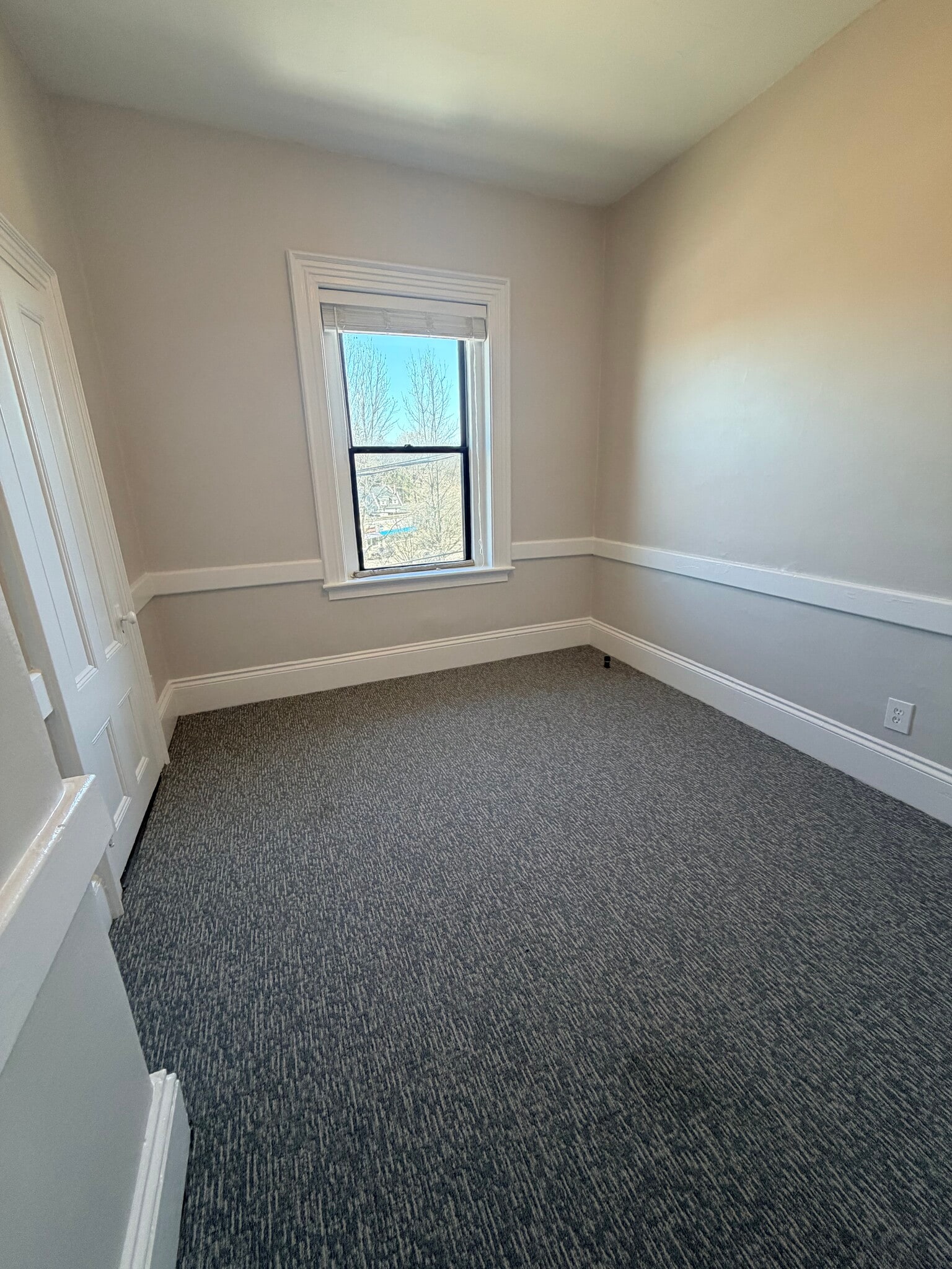 47-61 Langley Rd, Newton, MA à louer Photo intérieure– Image 1 sur 3